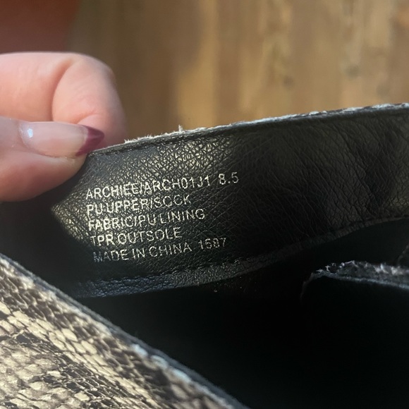 MADDEN GIRL snake skin combat style boot - Picture 4 of 4